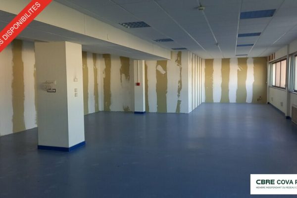 Bureaux à vendre – 360 m² – Besançon – photo 2
