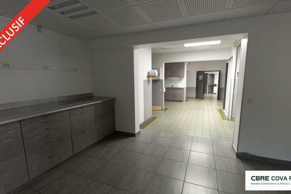 Bureaux à vendre – 541 m² – Dole – photo 4
