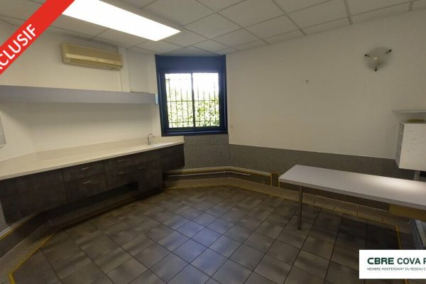 Bureaux à vendre – 541 m² – Dole – photo 3