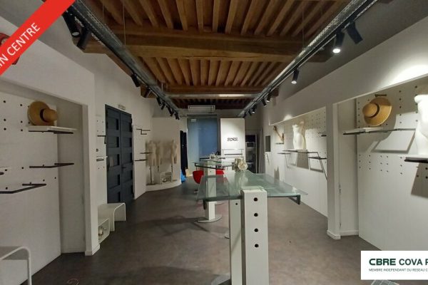Local commercial à louer – 81,65 m² – Dole – photo 3