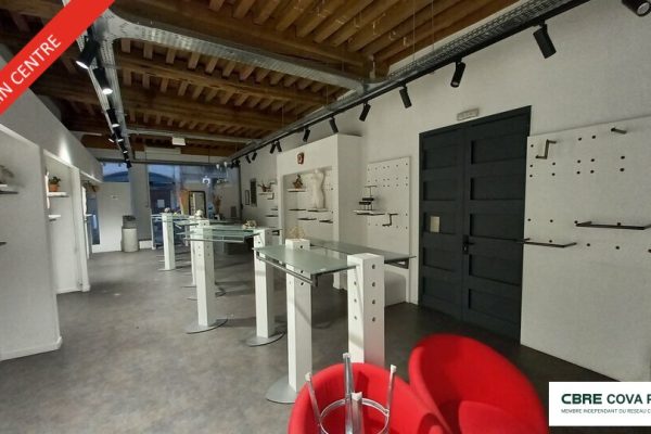Local commercial à louer – 81,65 m² – Dole – photo 5