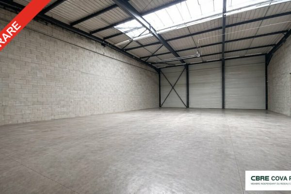 Local d&rsquo;activité à louer – 2 673 m² – Besançon – photo 4