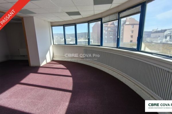 Bureaux à vendre – 419 m² – Besançon – photo 3
