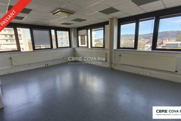 Bureaux à vendre – 419 m² – Besançon – photo 4