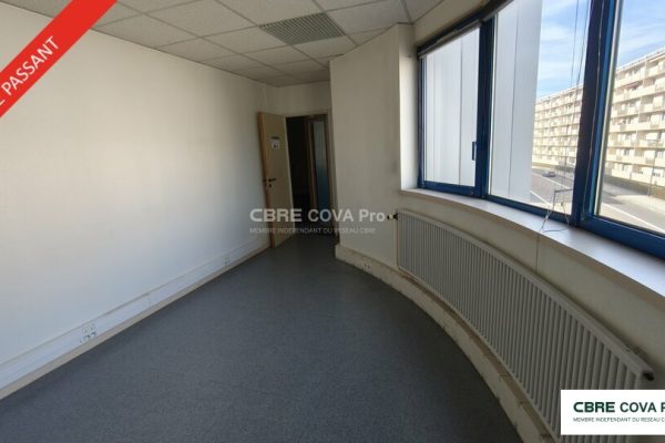 Bureaux à vendre – 419 m² – Besançon – photo 5