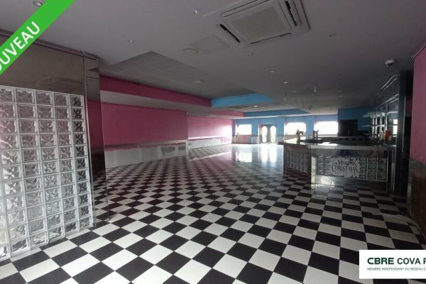 Local commercial à louer – 500 m² – Miserey Salines – photo 3