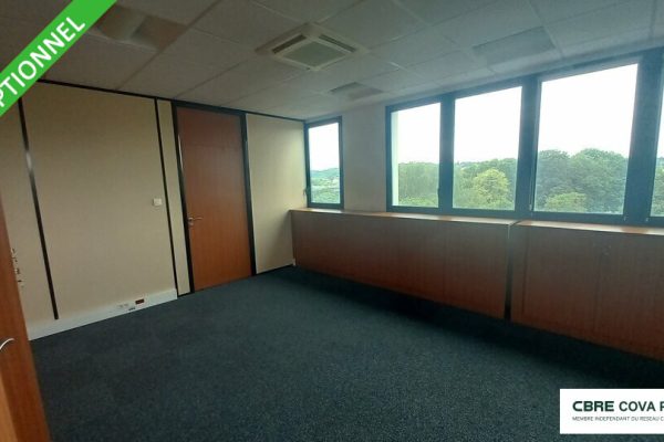 Bureaux à vendre – 408,50 m² – Besançon – photo 2
