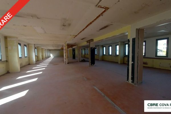 Bureaux à louer – 755,99 m² – Besançon – photo 4