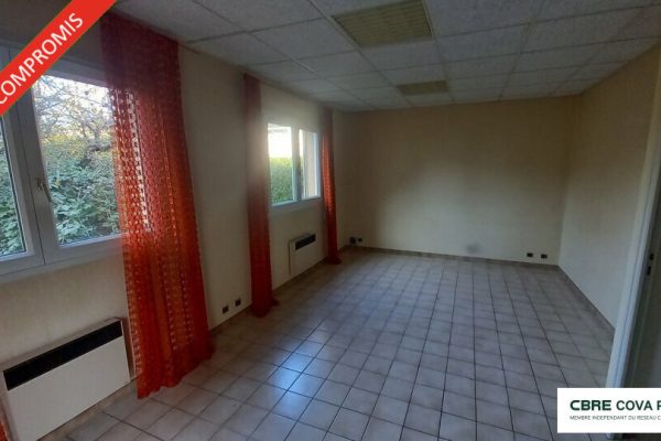 Local commercial à vendre – 72,64 m² – Beure – photo 4