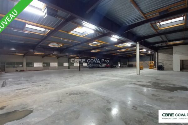 Local d&rsquo;activité à louer – 2 300 m² – Besançon – photo 2
