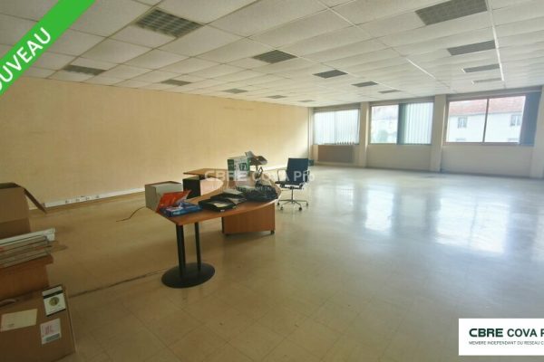 Bureaux à vendre – 200 m² – Besançon – photo 2