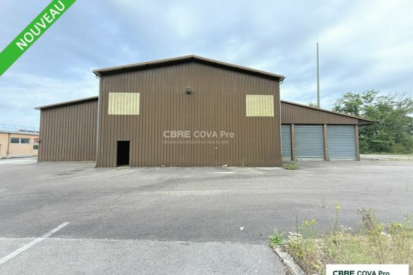 Local d&rsquo;activité à vendre – 940 m² – Besançon – photo 3