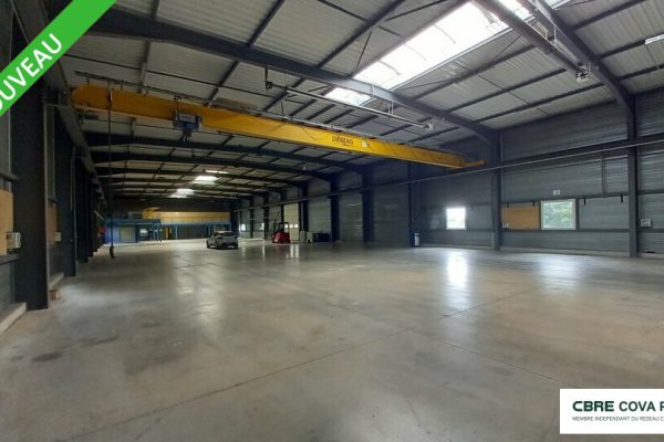 Local d&rsquo;activité à louer – 1 951 m² – Serre Les Sapins