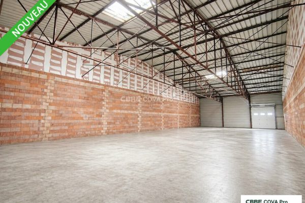 Local d&rsquo;activité à louer – 600 m² – Besançon – photo 3