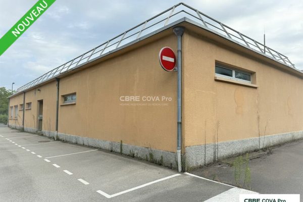 Local d&rsquo;activité à vendre – 367 m² – Besançon – photo 2