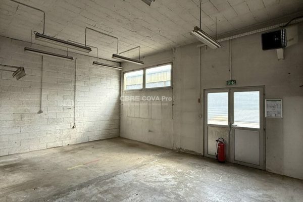 Local d&rsquo;activité à vendre – 367 m² – Besançon – photo 4
