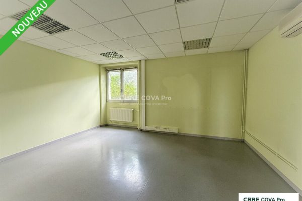 Bureaux à vendre – 1 241 m² – Besançon – photo 3