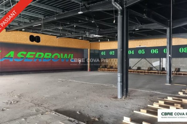 Local commercial à vendre – 656 m² – Choisey