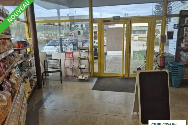 Local commercial à louer – 410 m² – Chalezeule – photo 3