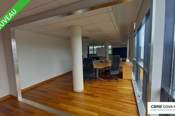 Bureaux à louer – 664 m² – Besançon – photo 3