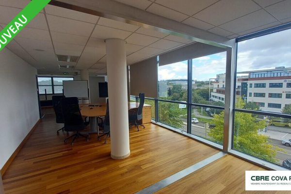 Bureaux à louer – 664 m² – Besançon