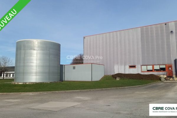 Entrepôt à vendre – 11 700 m² – Moirans En Montagne – photo 2