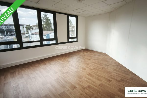 Bureaux à louer – 180,73 m² – Besançon – photo 3
