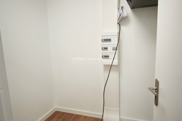 Bureaux à louer – 180,73 m² – Besançon – photo 5