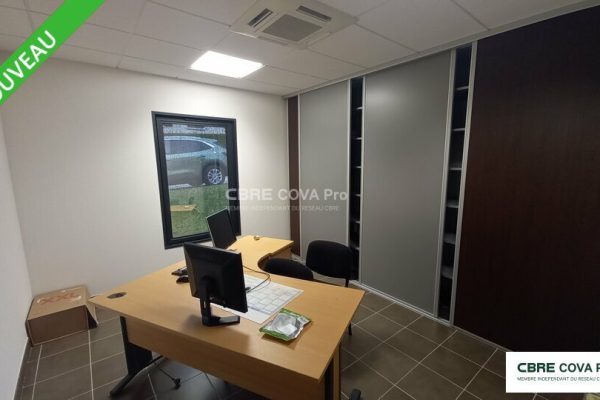 Bureaux à louer – 78 m² – Dole – photo 3