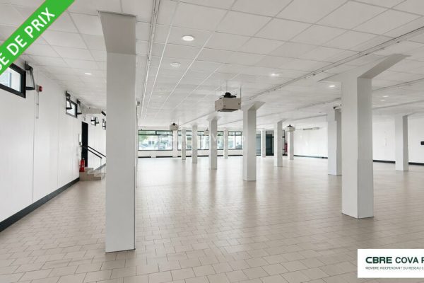 Local commercial à vendre – 880 m² – Besançon – photo 3