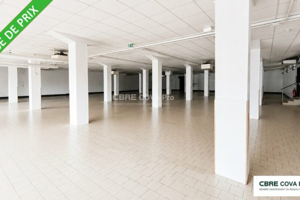 Local commercial à vendre – 880 m² – Besançon – photo 2