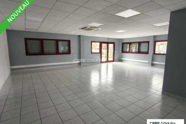 Bureaux à louer – 209,60 m² – Ecole Valentin