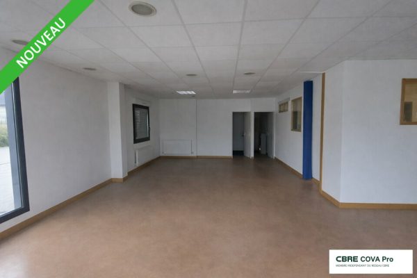 Local d&rsquo;activité à louer – 1 062 m² – Poligny – photo 5