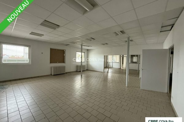 Local d&rsquo;activité à vendre – 643 m² – Besançon
