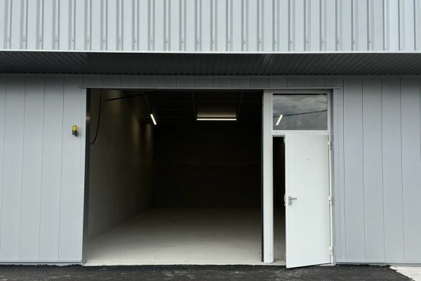 Local d&rsquo;activité à louer – 94 m² – Dole – photo 5