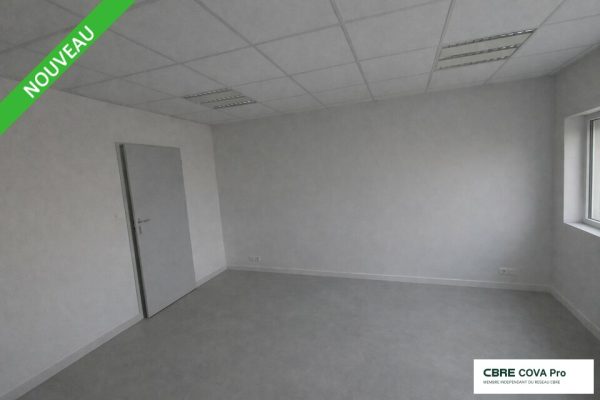 Local d&rsquo;activité à louer – 720 m² – Vesoul – photo 4