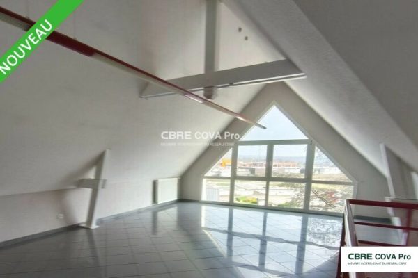 Bureaux à louer – 726 m² – Miserey Salines – photo 2