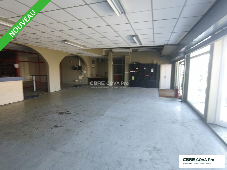 LOCAL COMMERCIAL à LOUER