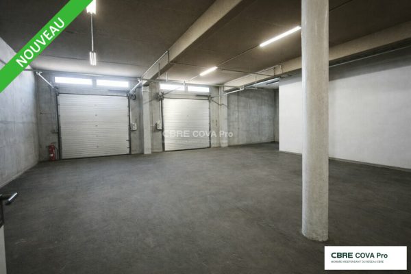 Local commercial à louer – 900 m² – École-Valentin – photo 3