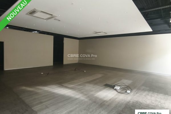 Local commercial à louer – 148 m² – Chalezeule