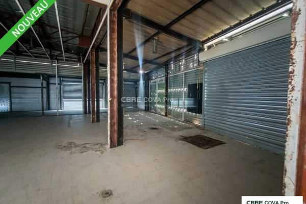 Local commercial à louer – 420 m² – Chalezeule – photo 3