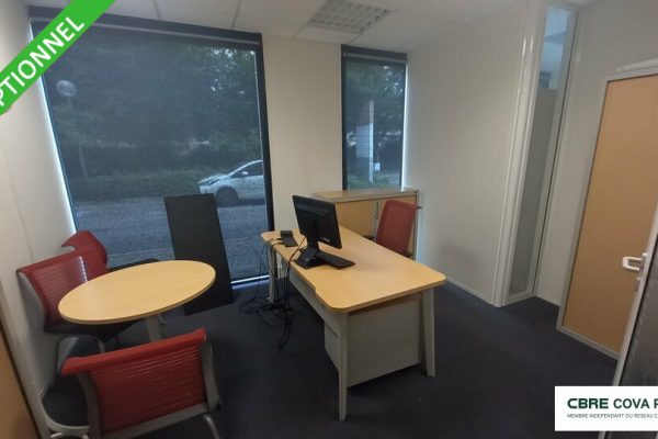 Bureaux à vendre – 223 m² – Besançon – photo 5