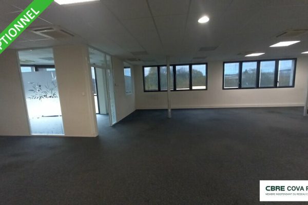 Bureaux à vendre – 409 m² – Besançon – photo 2