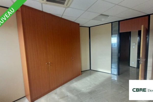 Bureaux à vendre – 399 m² – Besançon – photo 3