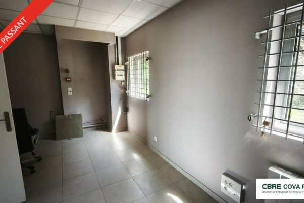 Local commercial à louer – 127,19 m² – Besançon – photo 5