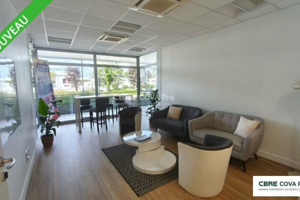 Bureaux à vendre – 185,82 m² – Besançon – photo 2