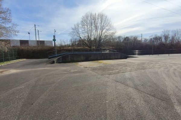 Entrepôt à louer – 300 m² – Besançon – photo 2