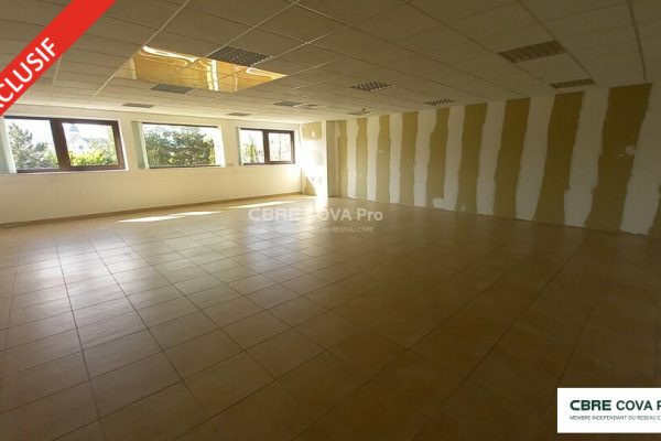 Bureaux à vendre – 84,88 m² – Besançon – photo 3